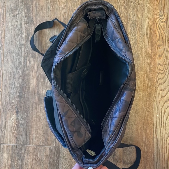 Hex Backpack/Laptop Carrier. Brown and Black Quilted Canvas Camo print. - Picture 8 of 9